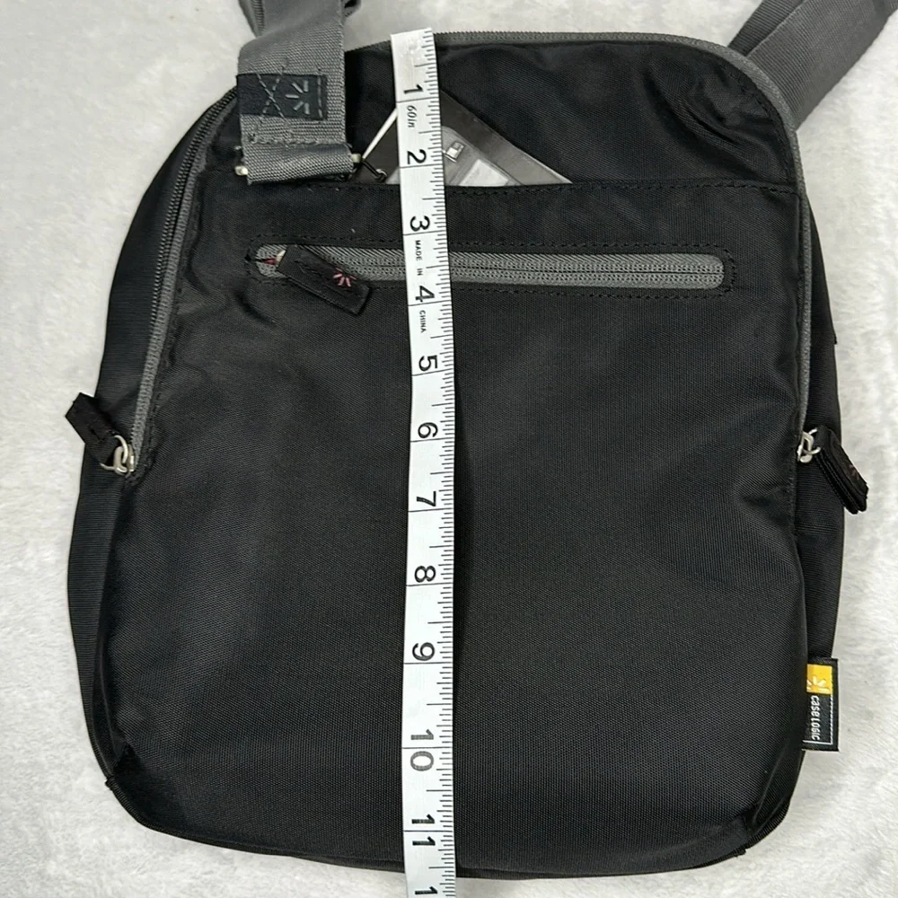 Case Logic Small Notebook Sling Bag